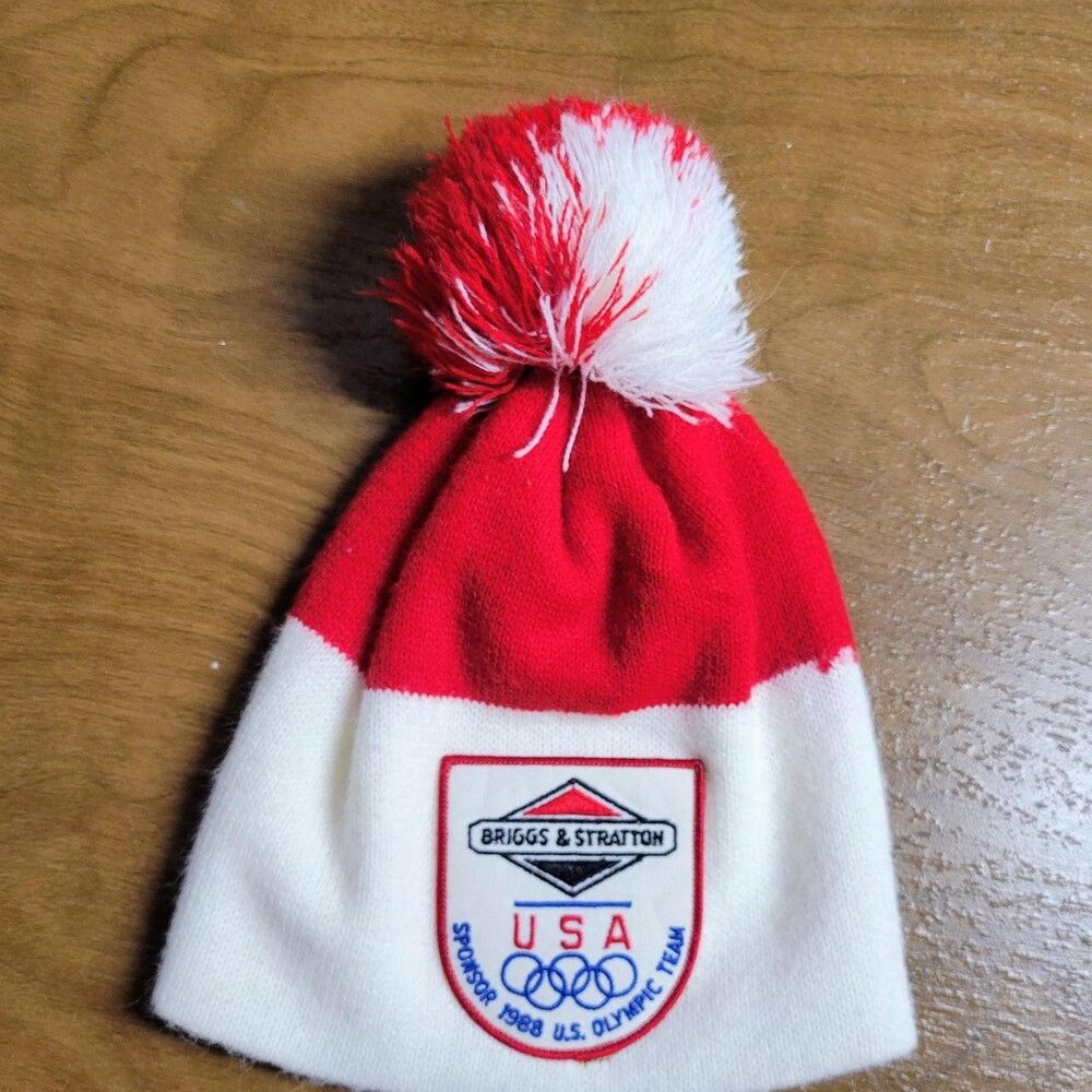 Briggs & Stratton 1988 Olympic Team USA red and white knit beanie with pom pom #